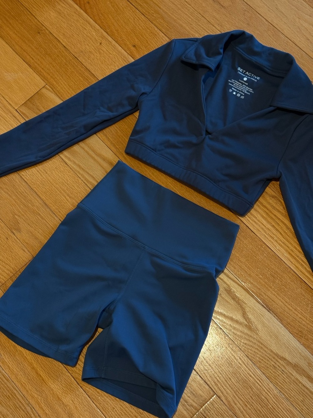SET Active Blue Lagoon Luxeform Performance Top & Shorts Set